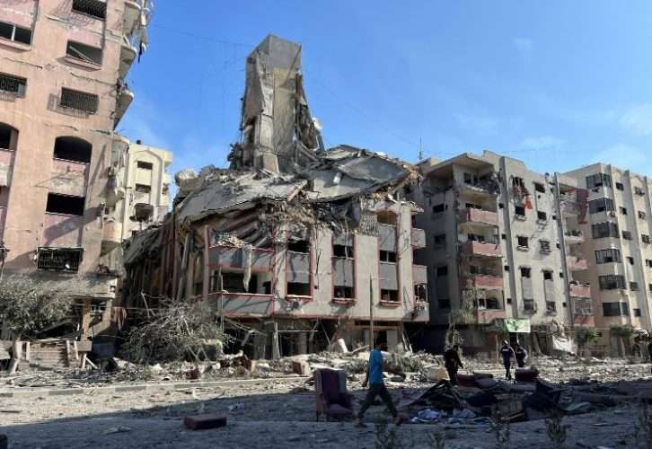 इजरायलले फेरी गर्‍यो गाजाको अस्पताल नजिक बमदारी