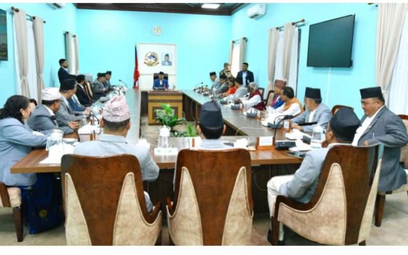 केपी ओलि नेतृत्वको मन्त्री मण्डल यसकारण खिचडी