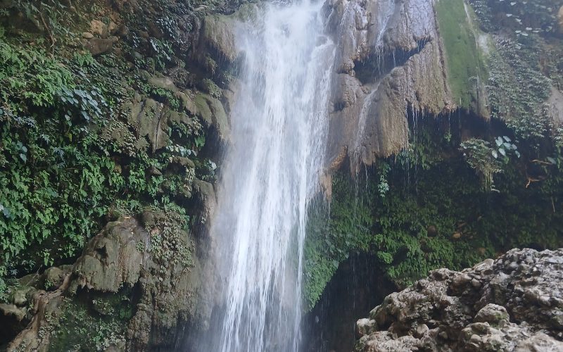 पर्यटकीय  राेजाइ बन्दै पुरन्धारा