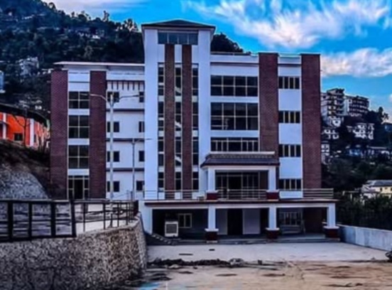 रोल्पा नगरपालिकाको नयाँ प्रशासकीय  भवनको  उद्घाटन निवर्तमान अर्थमन्त्री वर्षमान पुनले गर्ने