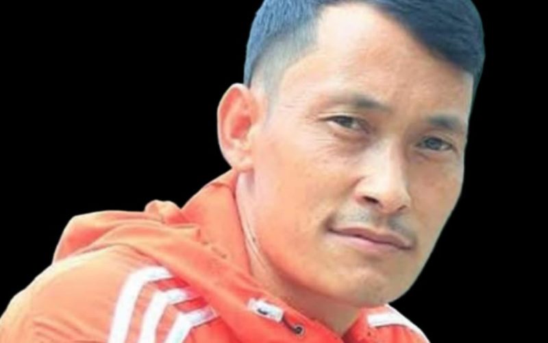 थवाङ आमसभामा प्रचण्ड  बोल्दै गर्दा किन भाबुक भए ?