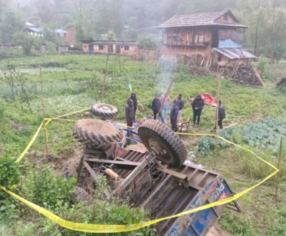 राेल्पामा ट्याक्टर दुर्घटना हुँदा एक जनाको घटना स्थलमै मृत्यु