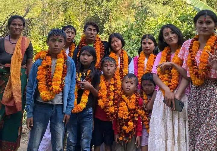 सिन्धुलीको गोलाञ्जोरबाट हराएका १६ जनाको लोकेसन रामेछाप