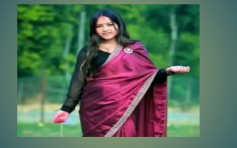 रोल्पा त्रिवेणी गापाको रामीडाँडामा एक युवती जंगलमा झुन्डिएकी छिन् ।